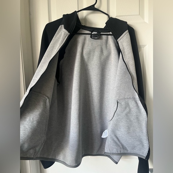 Men’s Nike Tech Fleece | Size Medium - Picture 7 of 7